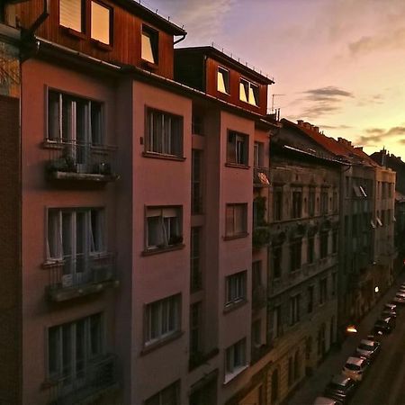 Bright And Cozy - City Center Apt Budapest Exterior photo